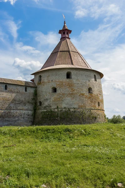 Угловая башня крепости — стоковое фото
