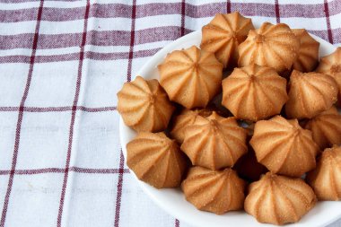 Kurabiye plaka, peçete içinde belgili tanımlık kafes.