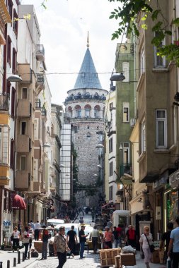 İstanbul, Türkiye - 05 Eylül 2019: İstanbul 'un tarihi merkezinde Galata Kulesi