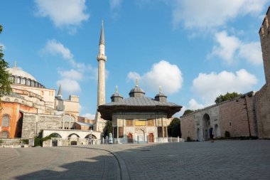 İstanbul, Türkiye - 05 Eylül 2019: İstanbul 'daki Topkapı Sarayı' nın ana girişi