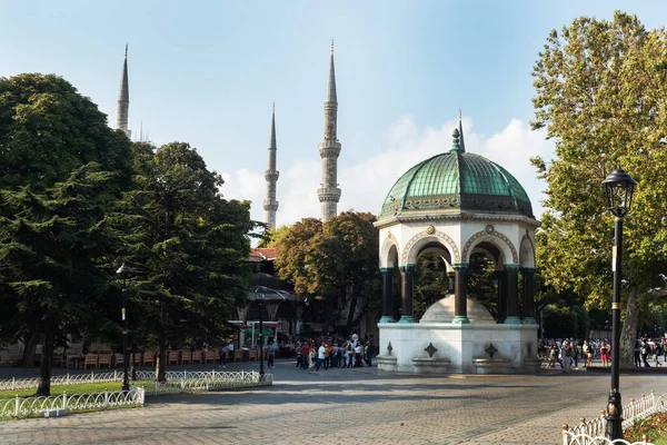 Istambul Turquia Setembro 2019 Fonte Alemã Praça Sultanahmet — Fotografia de Stock