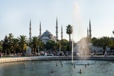 İstanbul, Türkiye - 05 Eylül 2019: Mavi Cami Sultanahmet Meydanı,