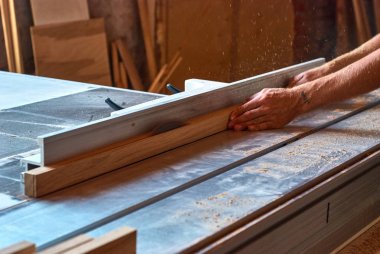 Biçim kesme işlemi sırasında