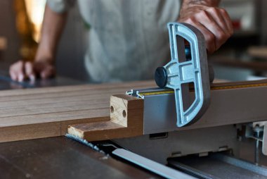 Biçim kesme işlemi sırasında