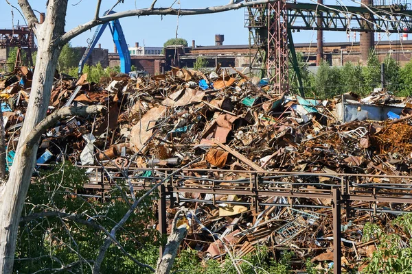 Dump van een metallurgische fabriek — Stockfoto