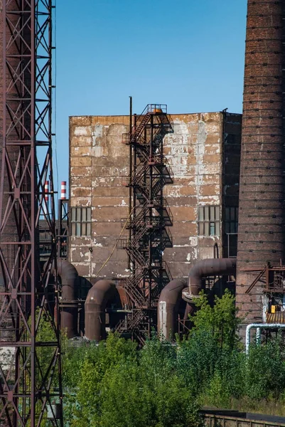 Metallurgische fabriek pijpen — Stockfoto