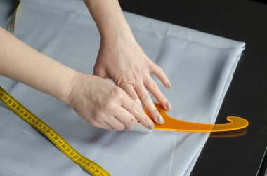 Terzi 2. Elbise Diker