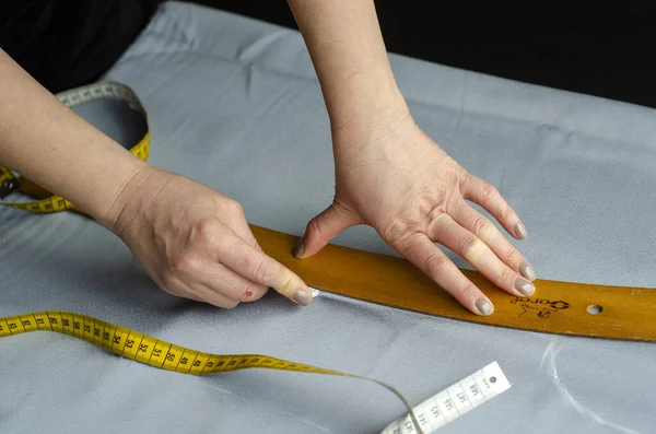 Terzi 2. Elbise Diker