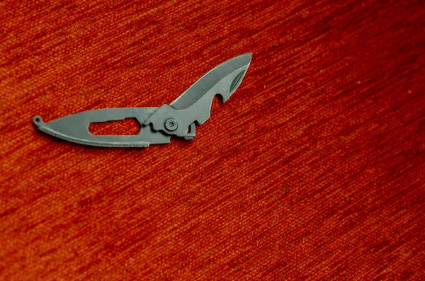 Hepsi tek bir bıçakta, EDC 'de, her gün bakım evinde.