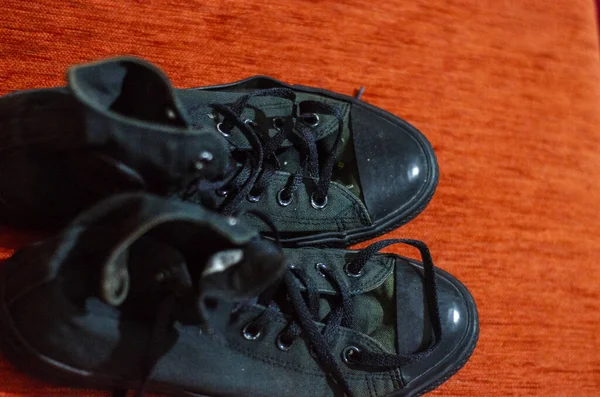 Eski Siyah Şık Ayakkabılar Eski — Stok fotoğraf