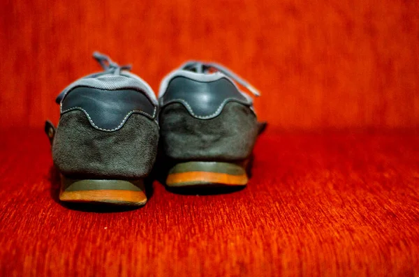 Eski Renkli Spor Ayakkabılar, Moda, GYM