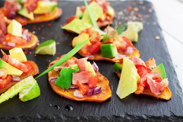 Chili sweet potato bites — Stock Photo, Image