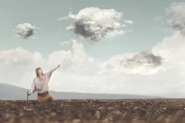 Cazador nubes domina con coraje sus nubes — Foto de Stock