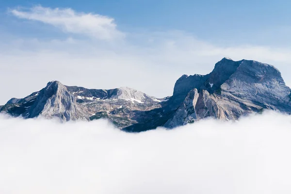 Krásné hory v Pyrenejích — Stock fotografie