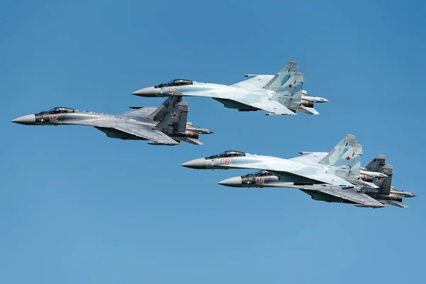 Żukowski Rosja Sierpnia 2019 Cztery Myśliwce Suchoi Rosyjskich Sił Powietrznych — Zdjęcie stockowe