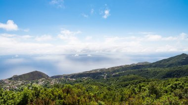 İspanya 'nın Kanarya Adaları' ndaki La Palma adasındaki güzel dağlar. 