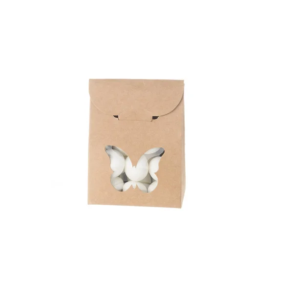 iyilik kutusu beyaz arka plan üzerinde