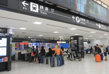 Narita Havaalanı otobüs tren bilet gişesi Japonya