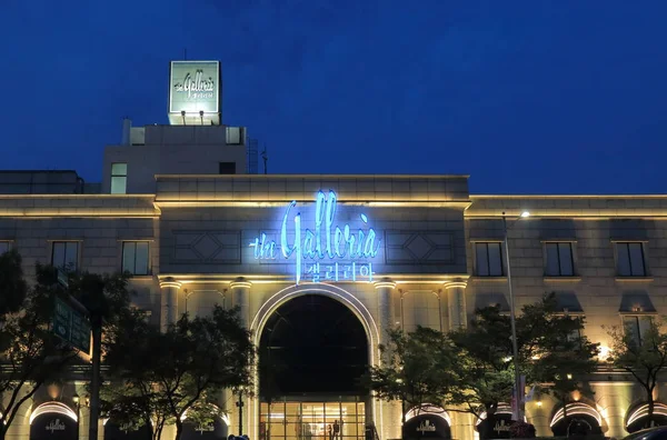 Gangnam street shopping center Seul Coreia do Sul — Fotografia de Stock