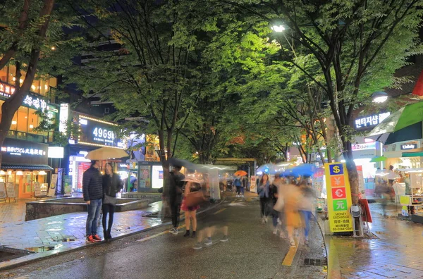 Sokak Seul Güney Kore alışveriş Hongdae — Stok fotoğraf