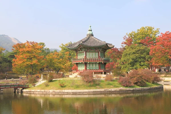 Павильон Хванвончжон Кёнбокгун Сеул Корея — стоковое фото