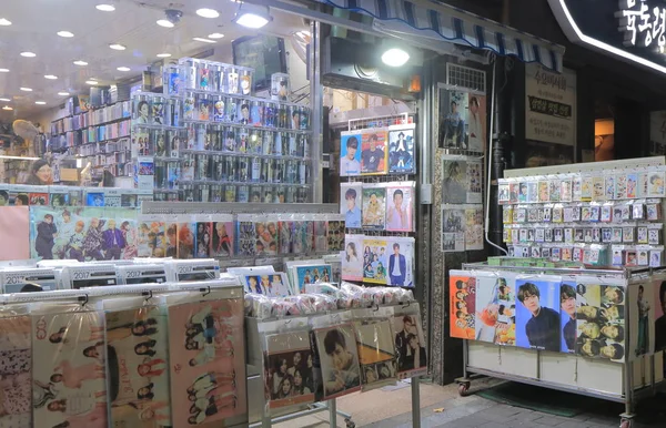 K pop stor loja ídolo Seul sul-coreano — Fotografia de Stock