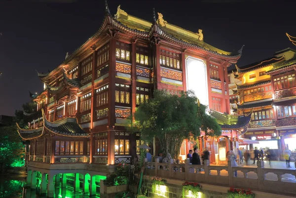 豫园历史建筑夜上海 — 图库照片