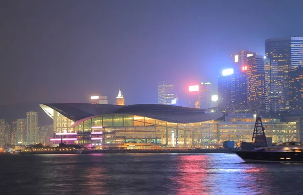 Paesaggio urbano notturno e porto di Victoria Hong Kong — Foto Stock