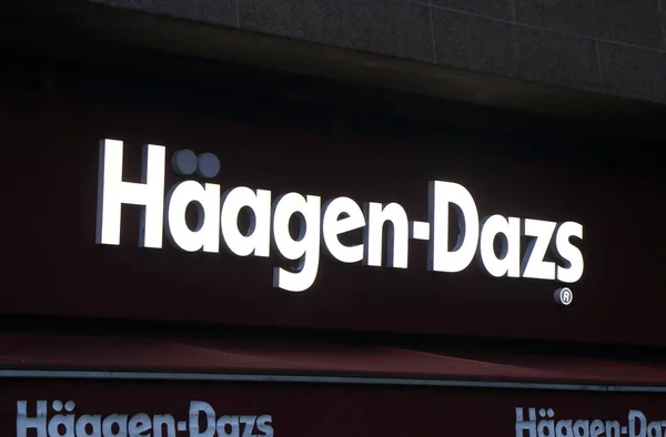 Haagen Dazs ice cream shop — Stock Photo, Image