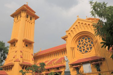Cua Bac Kilisesi Hanoi Vietnam