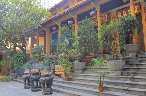 Quan Su Temple Vietnamita Hanoi Vietnam —  Fotos de Stock