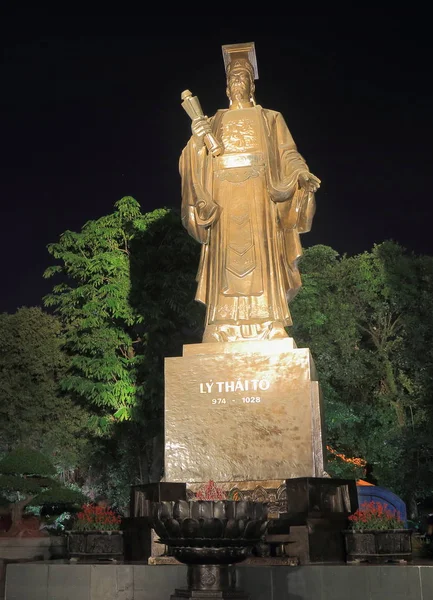 Ly Thai To statue park Hanoi Vietnam