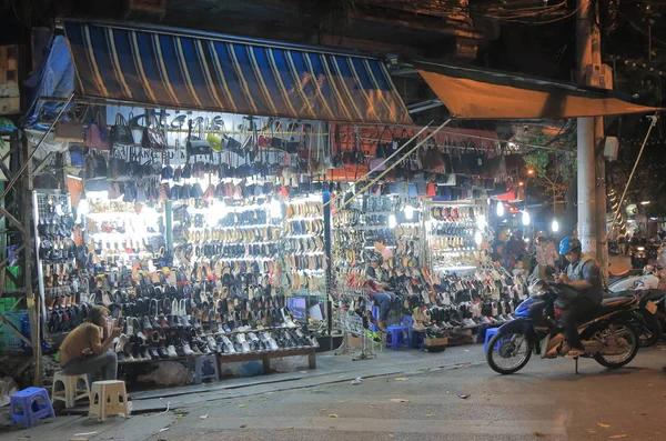 Zapatería Old Quarter Hanoi Vietnam — Foto de Stock