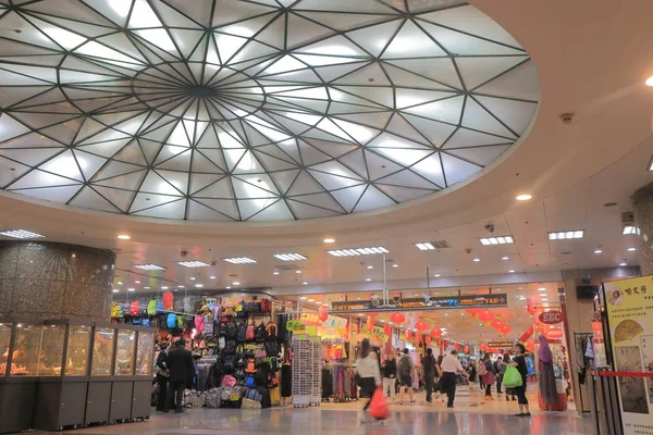 Taipei Main Railway Station Underground shopping mall Taiwan — Stock Photo, Image