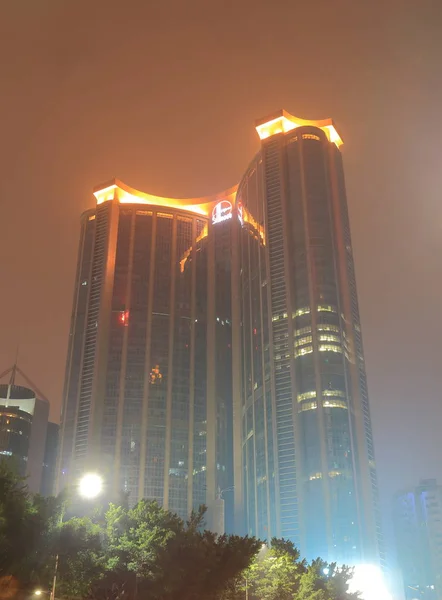 Sinopec tvrz mrakodrap Guangzhou Čína — Stock fotografie