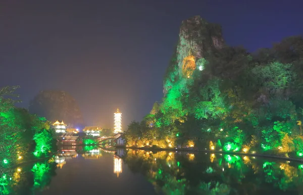 Gevouwen Brocade Hill pagode Systembolaget Guilin China — Stockfoto