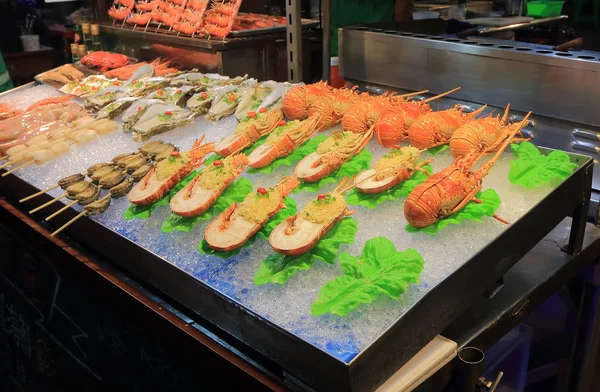 Liuhe straat-avondmarkt Kaohsiung Taiwan — Stockfoto