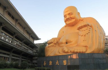 Taichung Tayvan Bao Jue Tapınağı