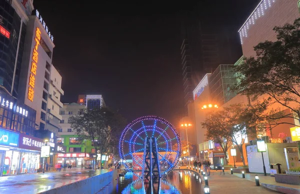 Shilu pedestrian shopping street cityscape Suzhou China — Stock Photo, Image