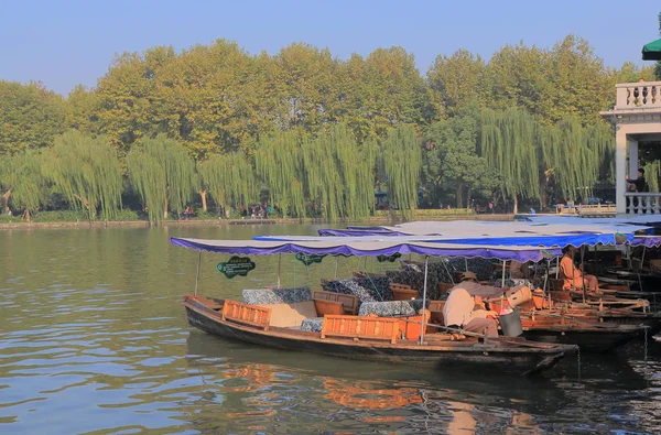 West Lake cityscape Hangzhou China — Fotografia de Stock