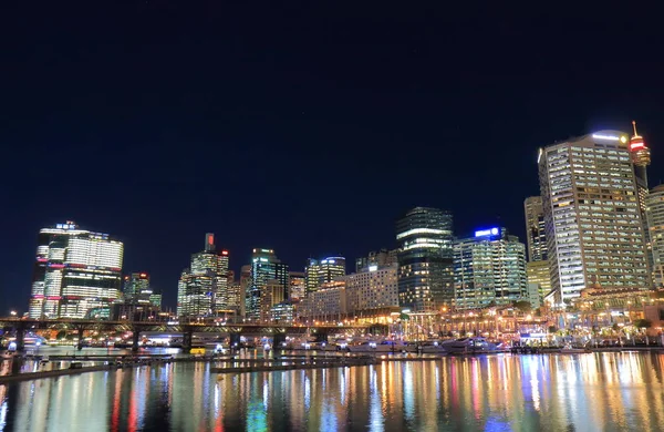 Darling Harbour-Sydney éjszaka városkép Ausztrália — Stock Fotó