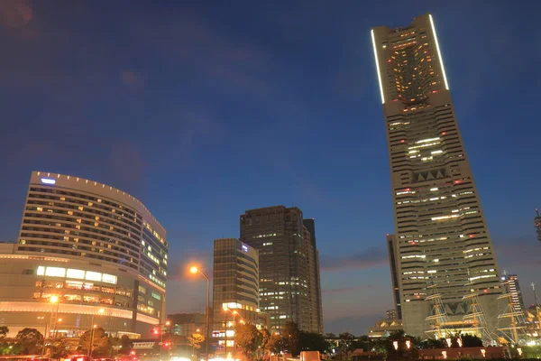 日本横滨横滨市中心的夜晚景观 — 图库照片