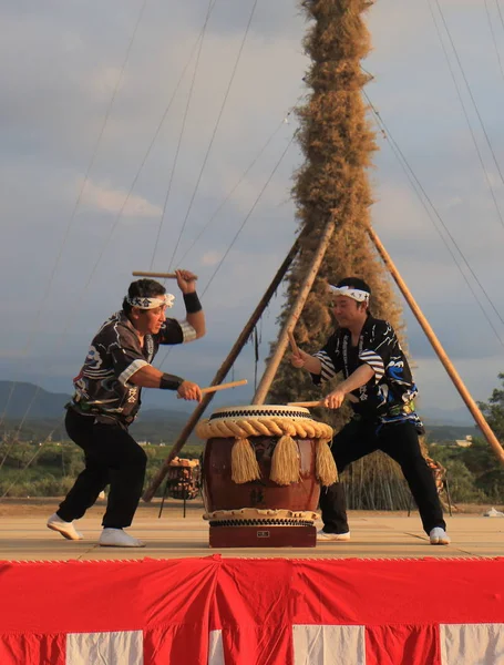 Japonské bubny Ukázat letní festival Japonsko — Stock fotografie