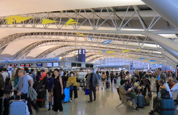 Osaka Japan October 2017 Unidentified People Travel Kansai International Airport — Stock Photo, Image