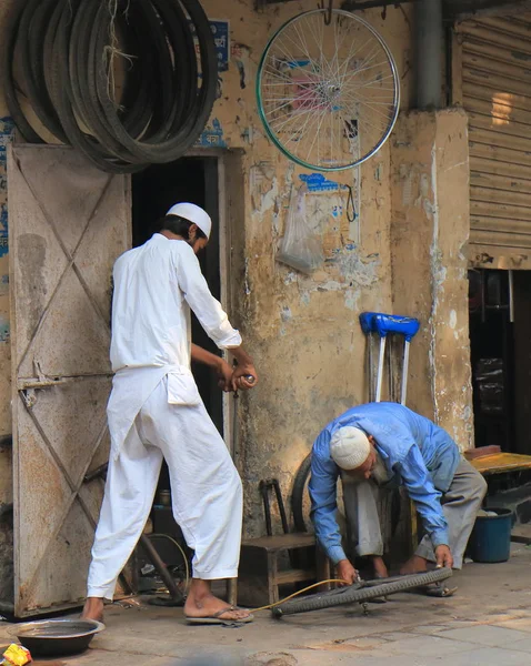 Nuovo Delhi India Ottobre 2017 Persone Non Identificate Lavorano Negozio — Foto Stock