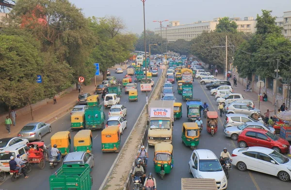 New Delhi Indie Października 2017 Dojazdy Niezidentyfikowanych Osób Centrum New — Zdjęcie stockowe