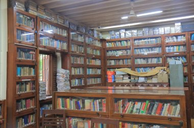 Mumbai Hindistan - 12 Ekim 2017: Görüntüler tarih Mahatma Gandhi'nin Mumbai Hindistan Mani Bhavan Gandi Müzesi