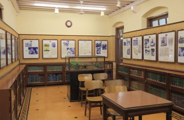 Mumbai Hindistan - 12 Ekim 2017: Görüntüler tarih Mahatma Gandhi'nin Mumbai Hindistan Mani Bhavan Gandi Müzesi