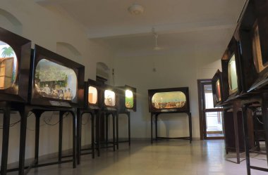 Mumbai Hindistan - 12 Ekim 2017: Görüntüler tarih Mahatma Gandhi'nin Mumbai Hindistan Mani Bhavan Gandi Müzesi