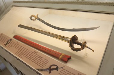 Jodhpur Hindistan - 18 Ekim 2017: Kılıç görüntü Jodhpur Mehrangarh Fort Müzesi'nde.